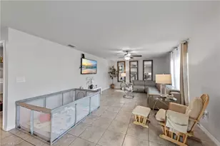 1013 NE 15th St, Cape Coral, FL 33909 - Photo 9