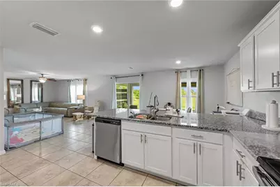 1013 NE 15th St, Cape Coral, FL 33909 - Photo 7