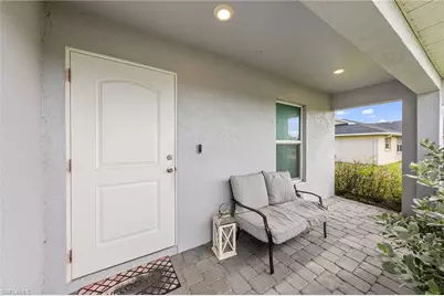 1013 NE 15th St, Cape Coral, FL 33909 - Photo 3