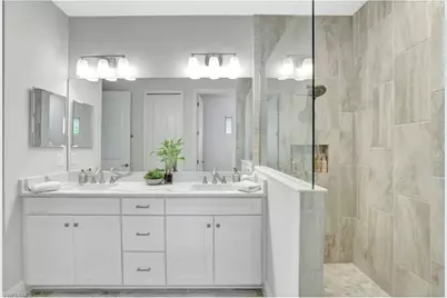 4621 Centaurus Cir, Naples, FL 34120 - Photo 17