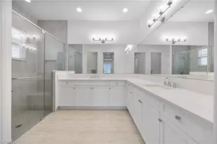 12418 Dahlia Ct, Naples, FL 34120 - Photo 15