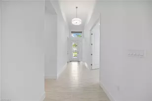 12418 Dahlia Ct, Naples, FL 34120 - Photo 3