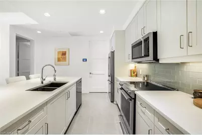 1035 3rd Ave S #215, Naples, FL 34102 - Photo 9