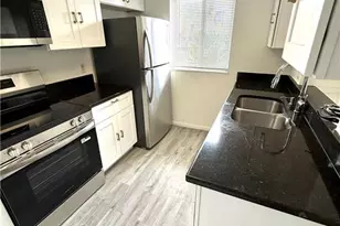 12666 Kenwood Ln, Fort Myers, FL 33907 - Photo 3