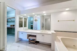 3051 Lancaster Dr, Naples, FL 34105 - Photo 27