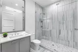 201 8th St S, Naples, FL 34102 - Photo 21