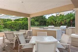 8960 Bay Colony Dr, Naples, FL 34108 - Photo 23