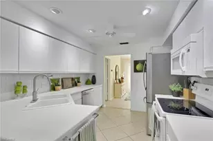 796 Reef Point Cir, Naples, FL 34108 - Photo 17