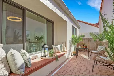 796 Reef Point Cir, Naples, FL 34108 - Photo 5