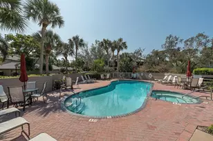 27031 Oakwood Lake Dr, Bonita Springs, FL 34134 - Photo 15