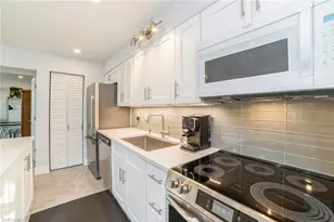 980 7th Ave S, Naples, FL 34102 - Photo 13