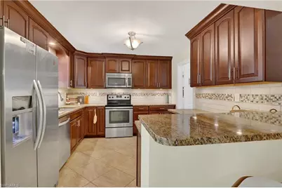 2741 McGregor Blvd, Fort Myers, FL 33901 - Photo 9