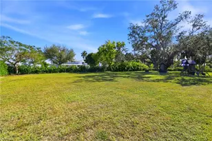 74 Aqua Ln, North Fort Myers, FL 33903 - Photo 39