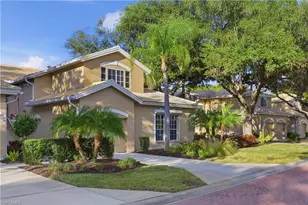24712 Lakemont Cove Ln, Bonita Springs, FL 34134 - Photo 3