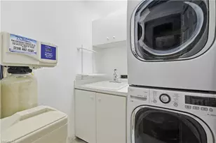 24712 Lakemont Cove Ln, Bonita Springs, FL 34134 - Photo 33