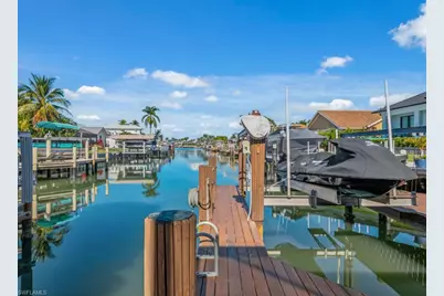 200 Windbrook Ct, Marco Island, FL 34145 - Photo 5