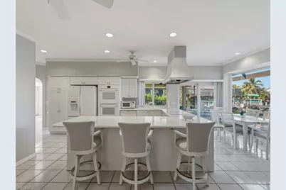 200 Windbrook Ct, Marco Island, FL 34145 - Photo 11