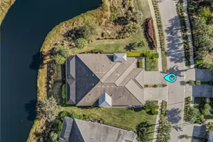 7002 Dominica Dr, Naples, FL 34113 - Photo 5