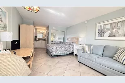 2555 Tamiami Trl N #256, Naples, FL 34103 - Photo 3