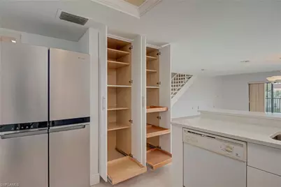 1165 Clam Ct #12, Naples, FL 34102 - Photo 15