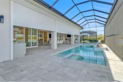 14370 Laguna Springs Ln, Naples, FL 34114 - Photo 31