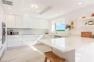 8665 Bay Colony Dr, Naples, FL 34108 - Photo 5