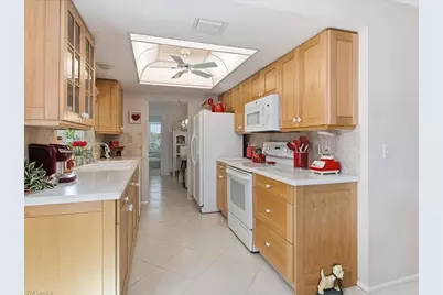 4412 Beechwood Lake Dr, Naples, FL 34112 - Photo 11