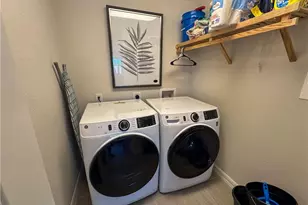 163 Indies Dr E, Naples, FL 34114 - Photo 41