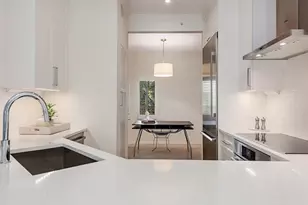 7725 Pebble Creek Cir, Naples, FL 34108 - Photo 5