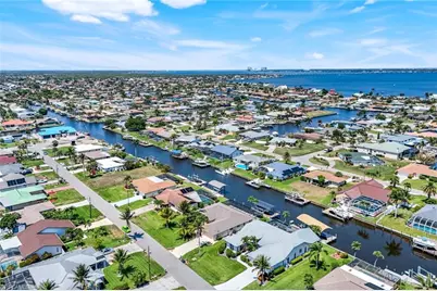 3347 SE 19th Ave, Cape Coral, FL 33904 - Photo 47