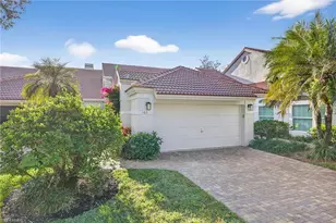 163 Amblewood Ln, Naples, FL 34105 - Photo 3