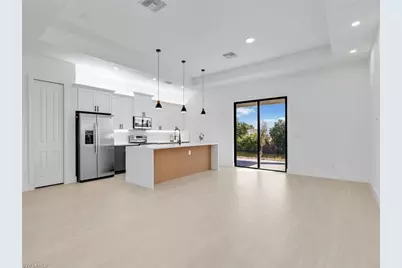 1828 NW 21st St, Cape Coral, FL 33993 - Photo 3