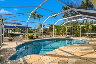 27245 Gasparilla Dr, Bonita Springs, FL 34135 - Photo 3