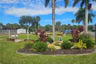 15 Jade Dr, Naples, FL 34114 - Photo 21