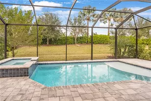 14586 Kelson Cir, Naples, FL 34114 - Photo 11