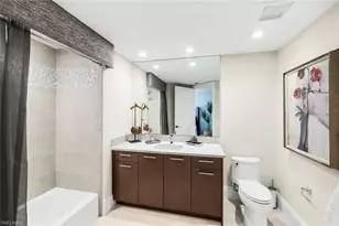 13665 Vanderbilt Dr, Naples, FL 34110 - Photo 31