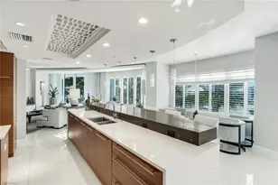 13665 Vanderbilt Dr, Naples, FL 34110 - Photo 17