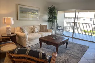 9640 Victoria Ln, Naples, FL 34109 - Photo 3