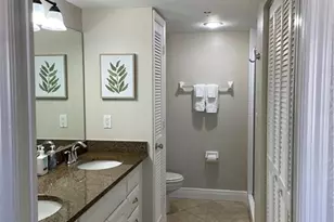 9640 Victoria Ln, Naples, FL 34109 - Photo 13