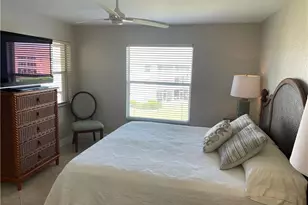 9640 Victoria Ln, Naples, FL 34109 - Photo 11