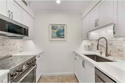 536 12th Ave S #536, Naples, FL 34102 - Photo 7