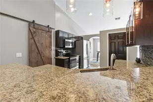 2591 2nd Ave SE, Naples, FL 34117 - Photo 17