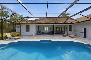 4411 Pine Ridge Rd, Naples, FL 34119 - Photo 39