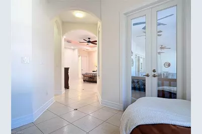 4411 Pine Ridge Rd, Naples, FL 34119 - Photo 35