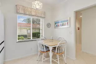 725 Saratoga Cir, Naples, FL 34104 - Photo 7