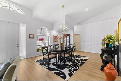 3261 8th Ave SE, Naples, FL 34117 - Photo 9