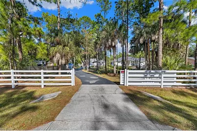 3261 8th Ave SE, Naples, FL 34117 - Photo 31