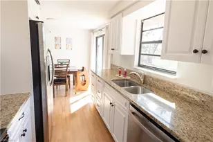 8114 Lake San Carlos Cir, Fort Myers, FL 33967 - Photo 11