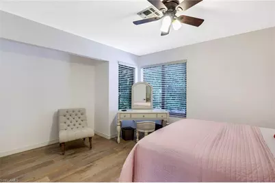 27100 Oakwood Lake Dr, Bonita Springs, FL 34134 - Photo 25