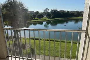 153 Santa Clara Dr, Naples, FL 34104 - Photo 21